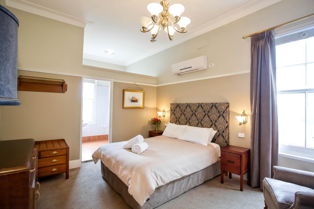 Alexandra Hotel ลูรา ภายนอก รูปภาพ